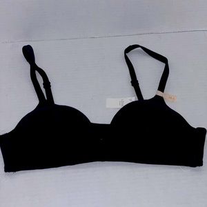 GAP Breathe Wireless Bra